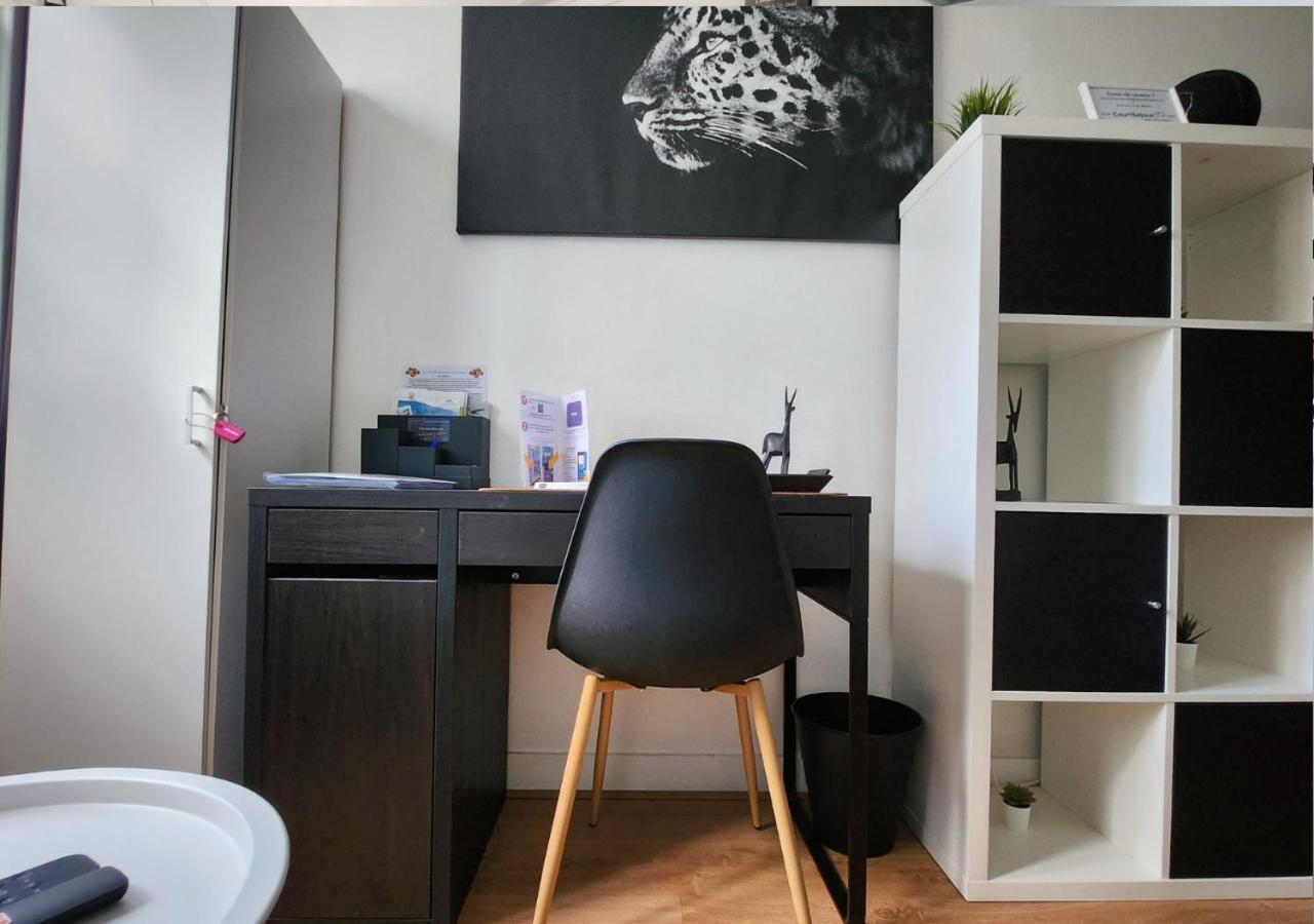 "Le Safari" - 2 Lits - Au Coeur Du Vieux Tours Appartement Buitenkant foto