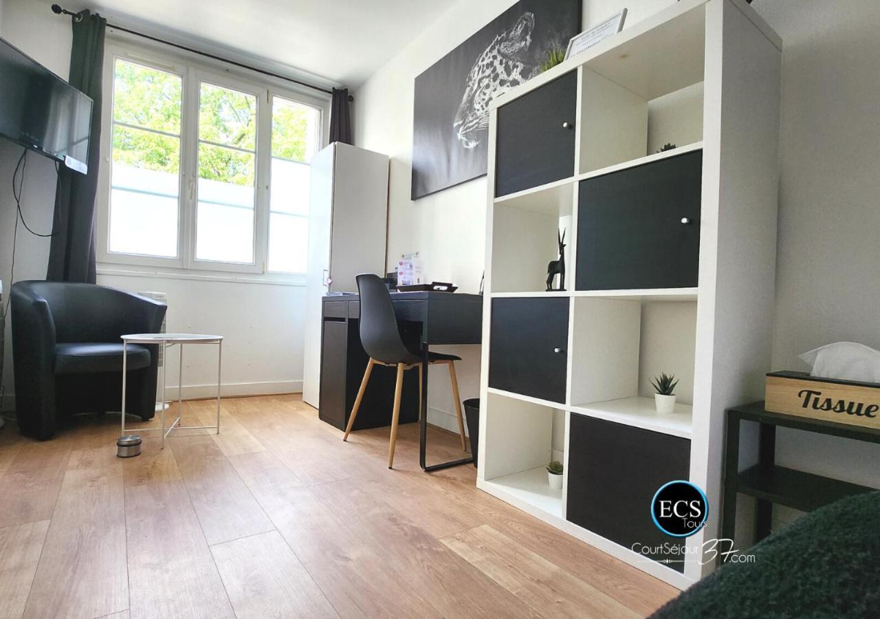 "Le Safari" - 2 Lits - Au Coeur Du Vieux Tours Appartement Buitenkant foto